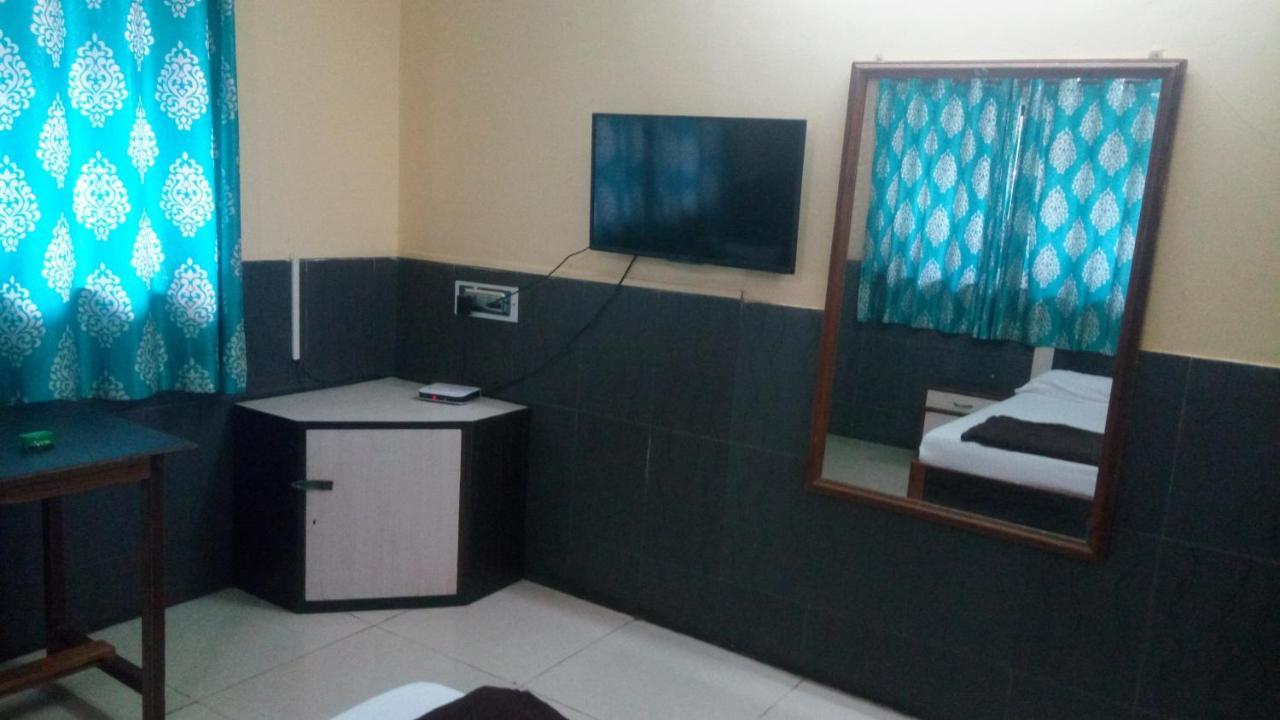 Hotel Sarang Lodge Panvel Dış mekan fotoğraf